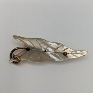 Vintage Carved Mother of Pearl Leaf Brooch Rose Gold Tone Iridescent Pin 2 Inch